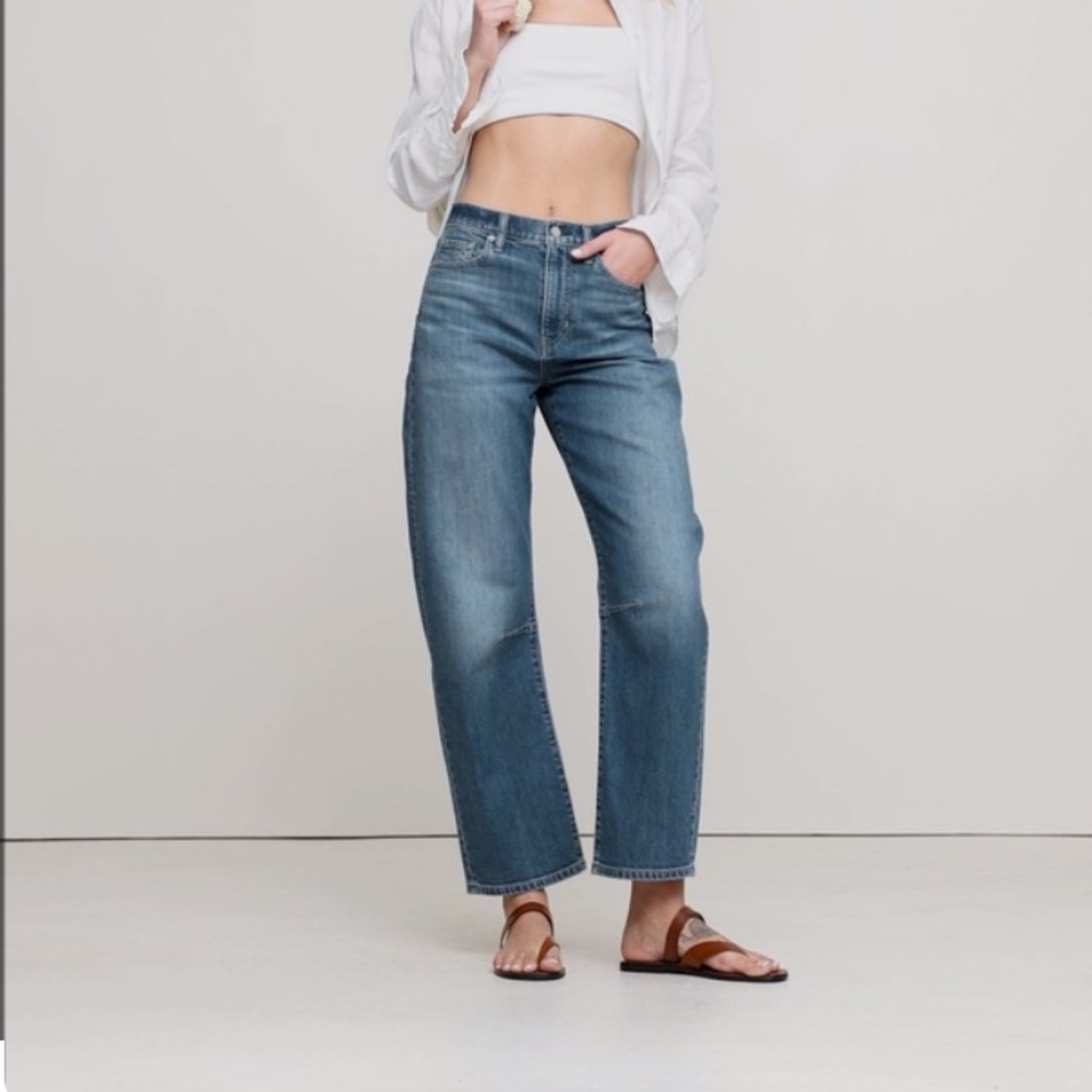 Banana Republic dark wash barrel jeans
